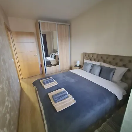 M110 Gondola Apartament