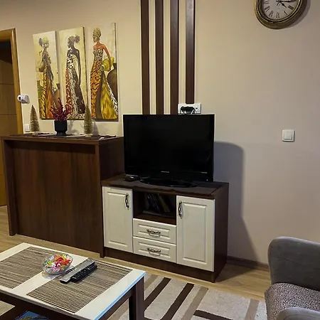 M110 Gondola דירה *